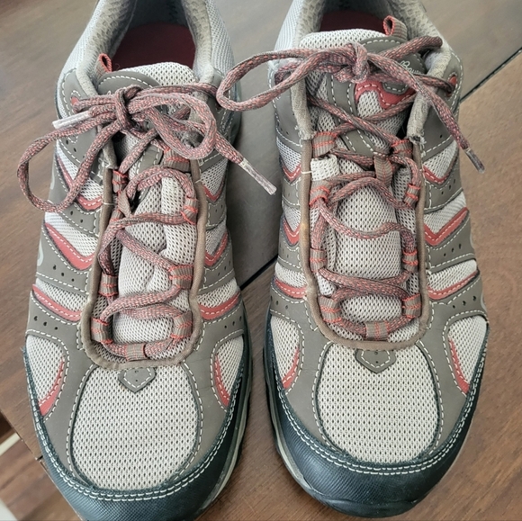 Eddie Bauer Men's Lukla Pro Waterproof Lightweight Hiking Shoes Size 9.5 - Picture 2 of 10